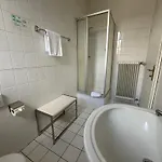 Hotel Carolinenhof 3*