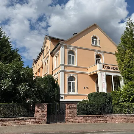 Carolinenhof 호텔 바트피르몬트