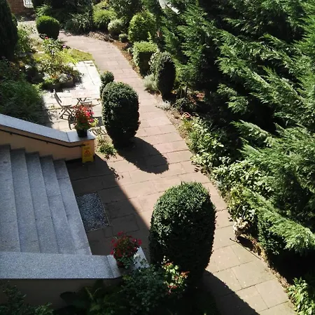 Hotel Carolinenhof 3*
