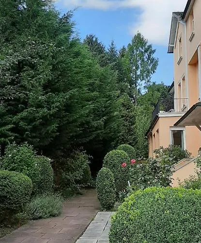 Carolinenhof 호텔 바트피르몬트