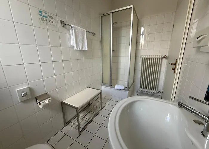 Отель Carolinenhof 3*